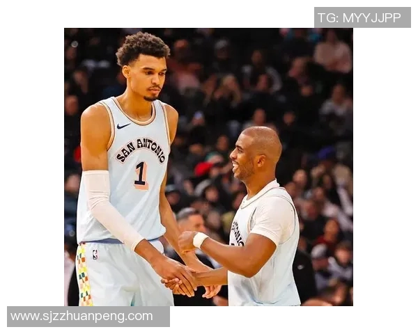 2016年季后赛快船与马刺激战回顾精彩瞬间与关键时刻分析